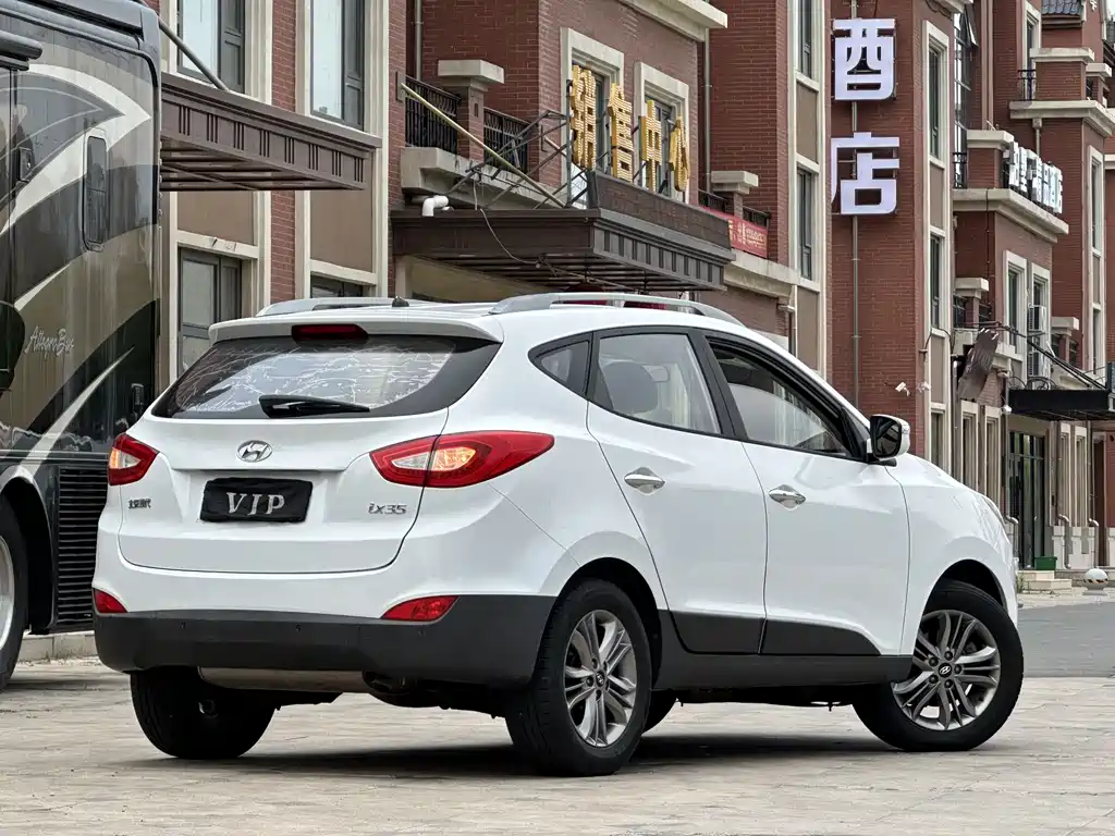 Hyundai ix35 2.0 L Auto 2 WD Intelligent GLS CN-IV
