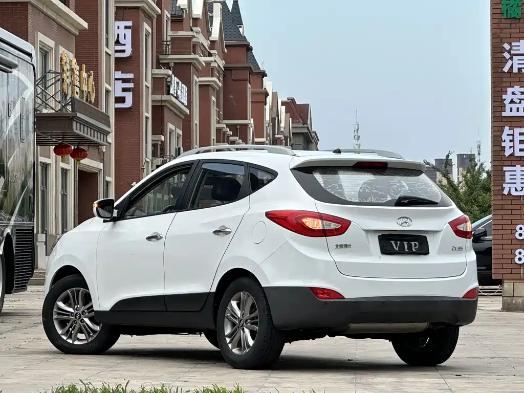 Hyundai ix35 2.0 L Auto 2 WD Intelligent GLS CN-IV
