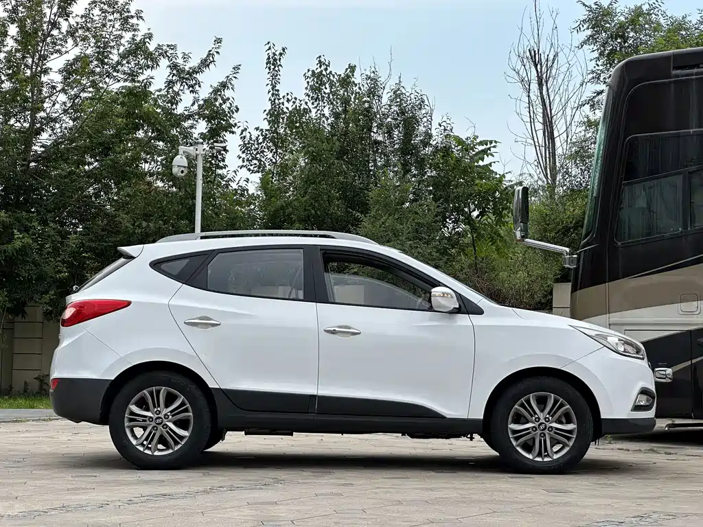 Hyundai ix35 2.0 L Auto 2 WD Intelligent GLS CN-IV
