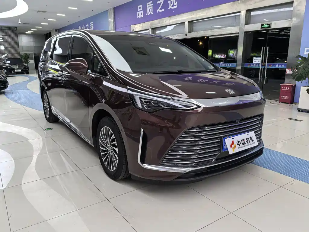 Century 2.0 T 7-seat Premium Enjoyment