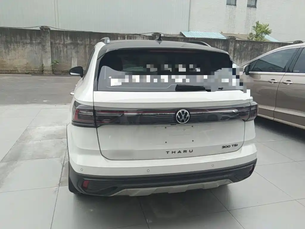 Tharu 300 TSI 2 WD Moon Supreme