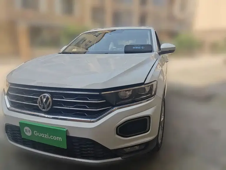 Volkswagen T-ROC 230 TSI DSG 2 WD Progressive