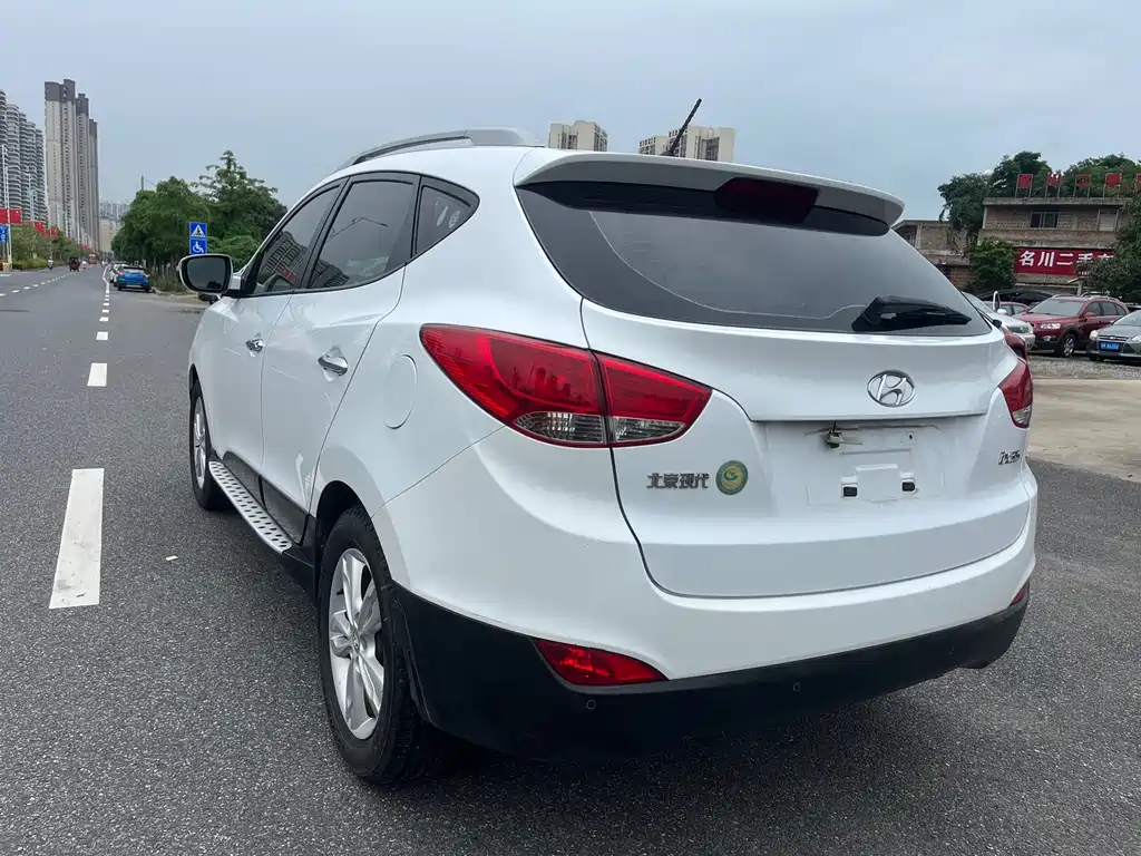 Hyundai ix35 2.0 L Auto 2 WD Intelligent GLS CN-IV