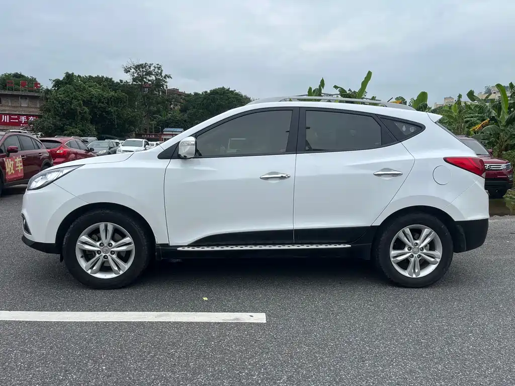 Hyundai ix35 2.0 L Auto 2 WD Intelligent GLS CN-IV