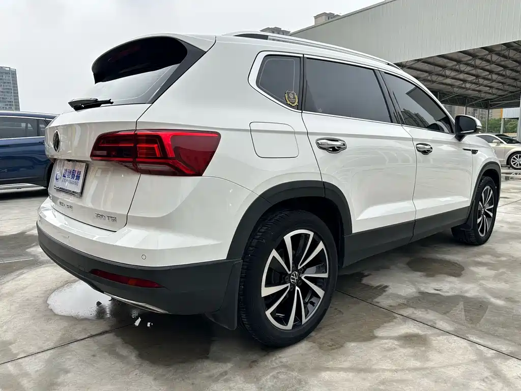 Tharu 280 TSI 2 WD Luxury
