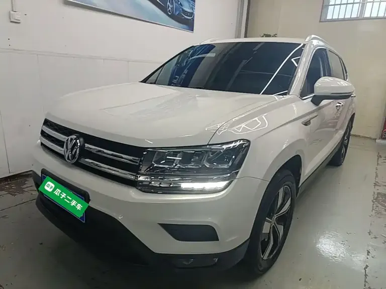 Volkswagen Tharu 280 TSI 2 WD Comfort CN-VI