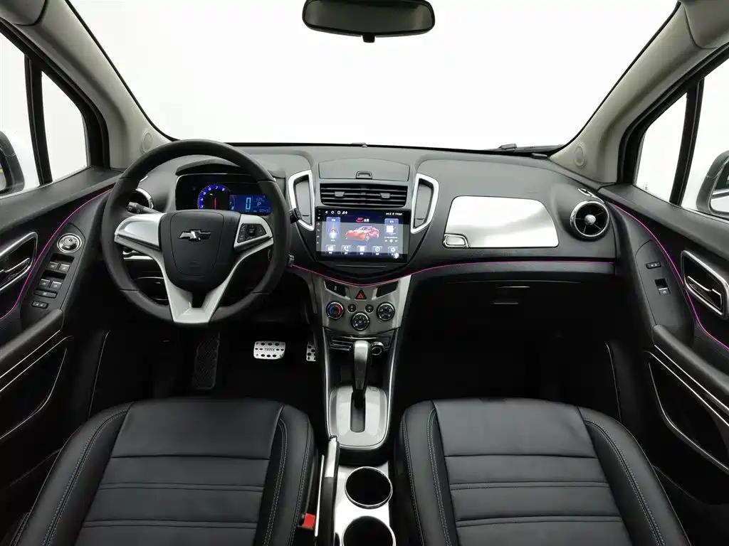 Tracker 1.4 T Auto 2 WD Luxury