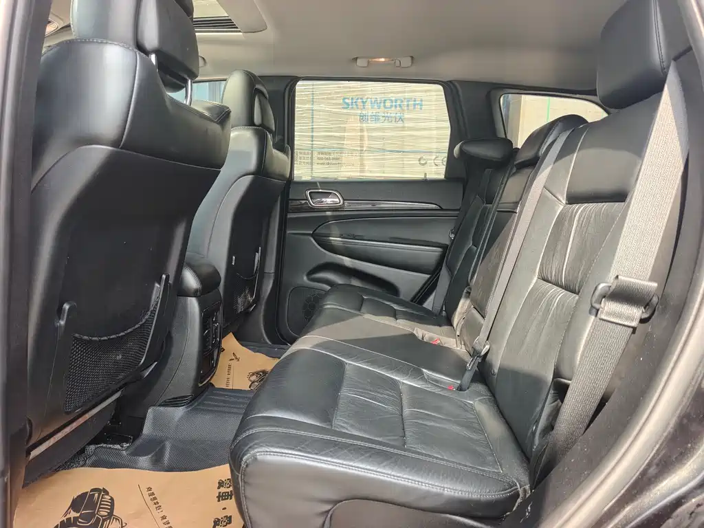Grand Cherokee (Import) 大切诺基进口 2012款 3.6 L 梦十珍藏版
