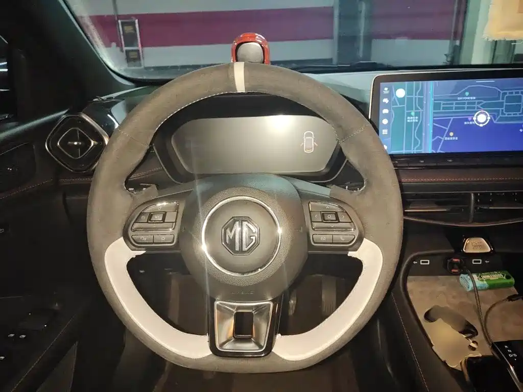 MG5 300 TGI Global Flagship
