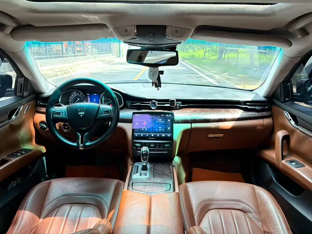 Quattroporte 3.0 T Standard