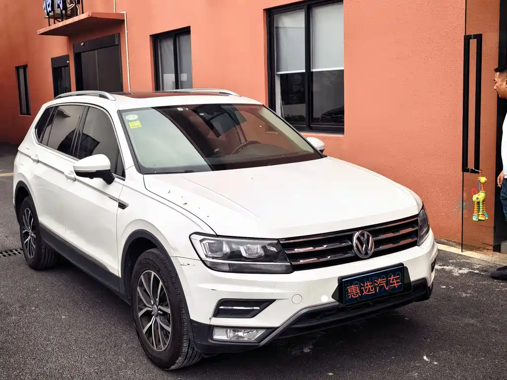 Tiguan L 330 TSI Auto 2 WD Luxury