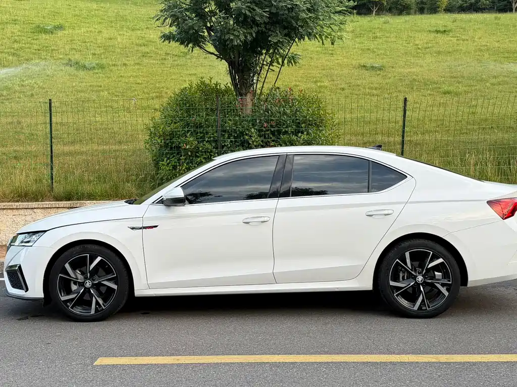 Octavia PRO TSI280 Premium