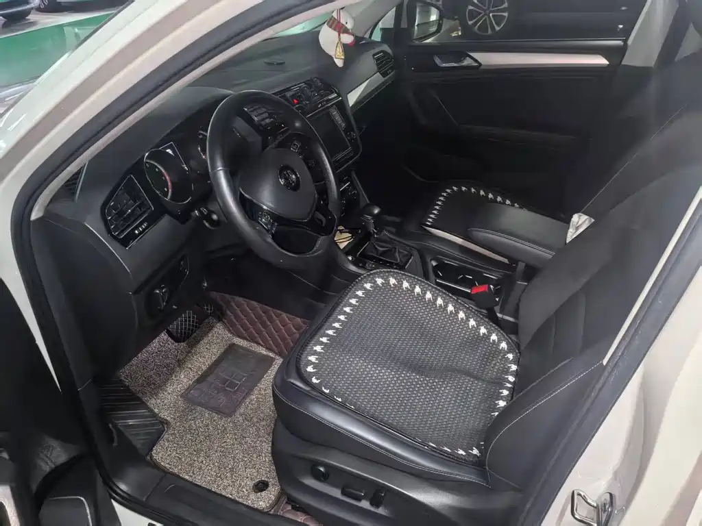 Tiguan L 330 TSI Auto 2 WD Luxury