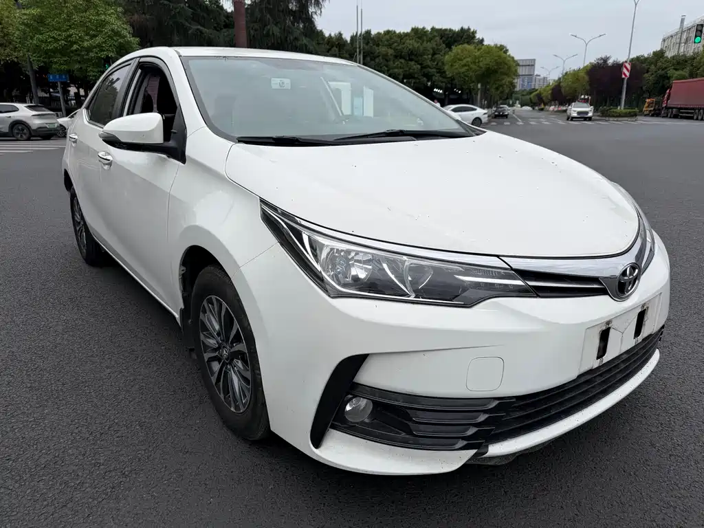 Corolla Facelift 1.2 T S-CVT GL-i