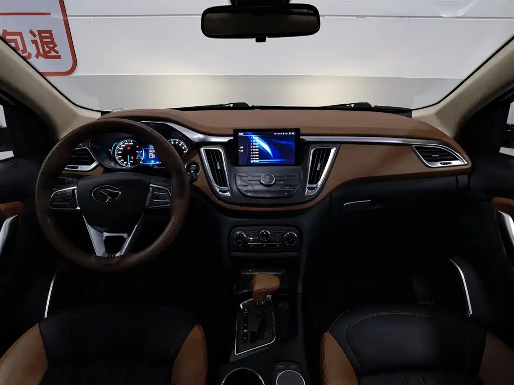 Soueast DX7 1.5 T Auto Luxury