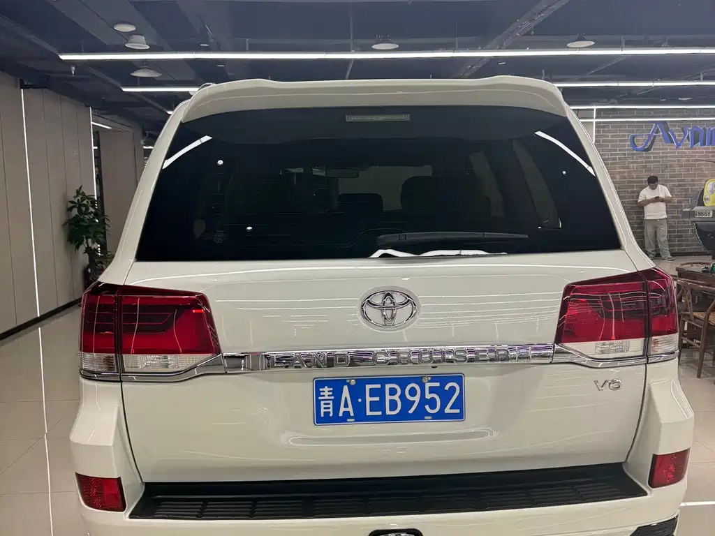 Land Cruiser (Import) 4.0 L Middle East