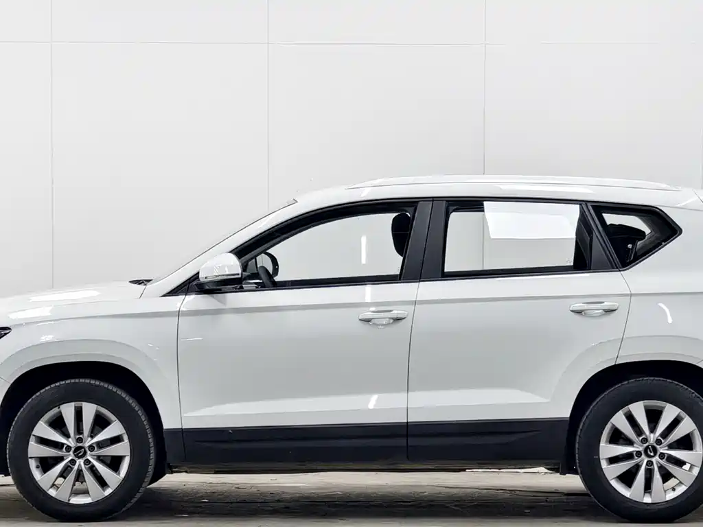 Jetta VS5 280 TSI Auto Progressive
