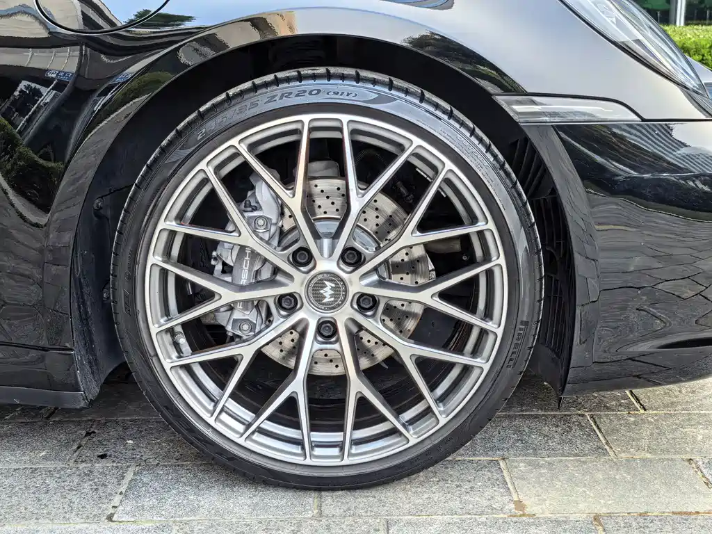 Porsche 911 Targa 4 3.0 T