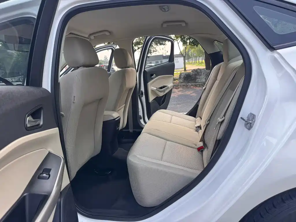 Escort 1.5 L Auto Comfort
