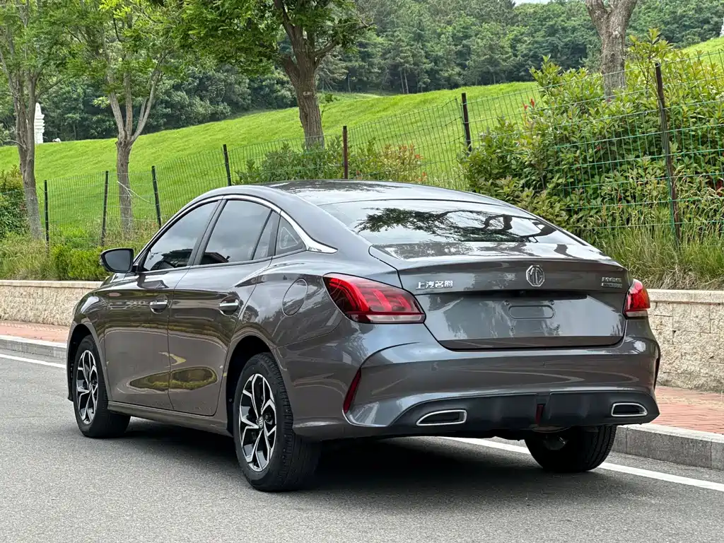MG5 Facelift 180 DVVT CVT Youth Luxury