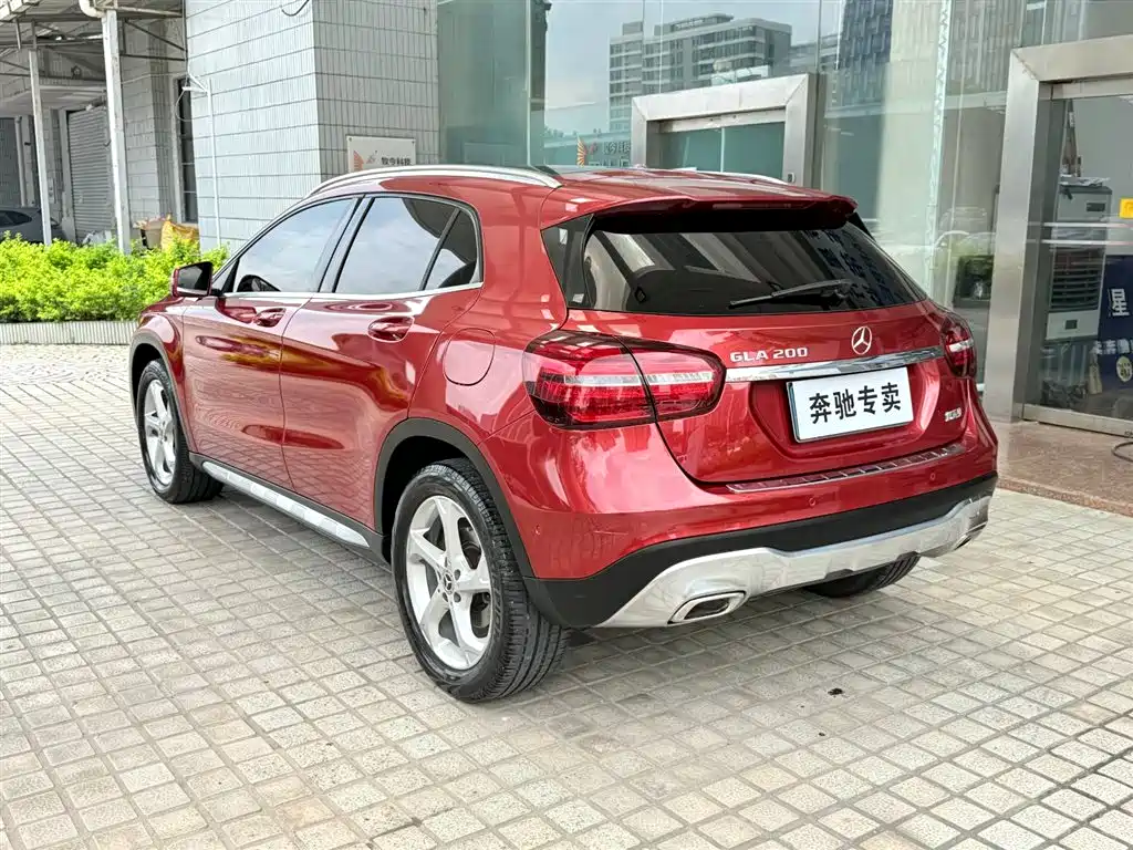 Mercedes-Benz GLA GLA 200 Dynamic