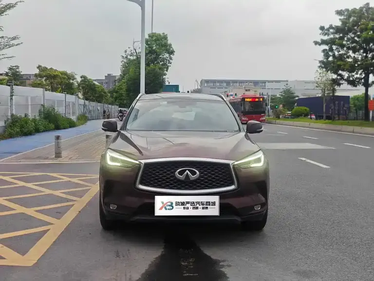 Infiniti QX50 2.0 T 4 WD Elite