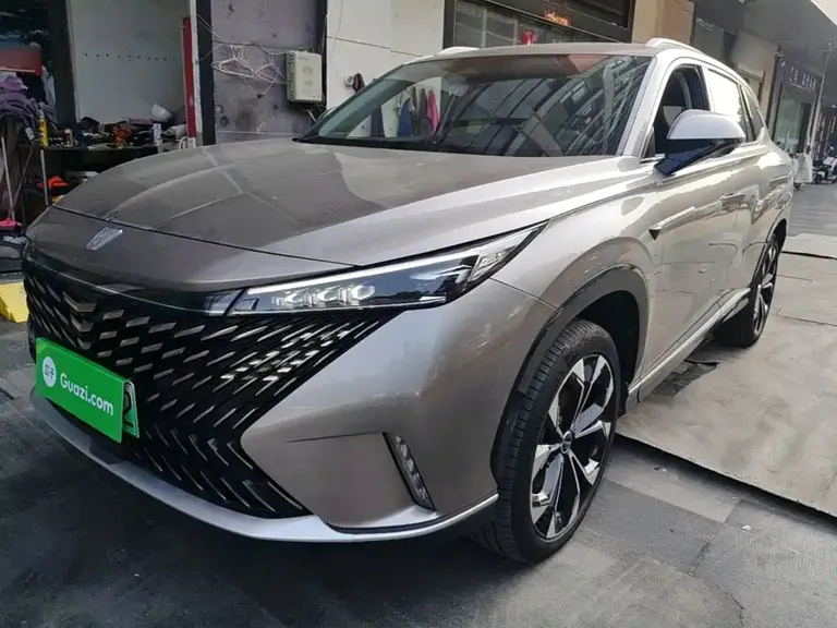 Roewe RX5 NEV eRX5 Super Hybrid Honored