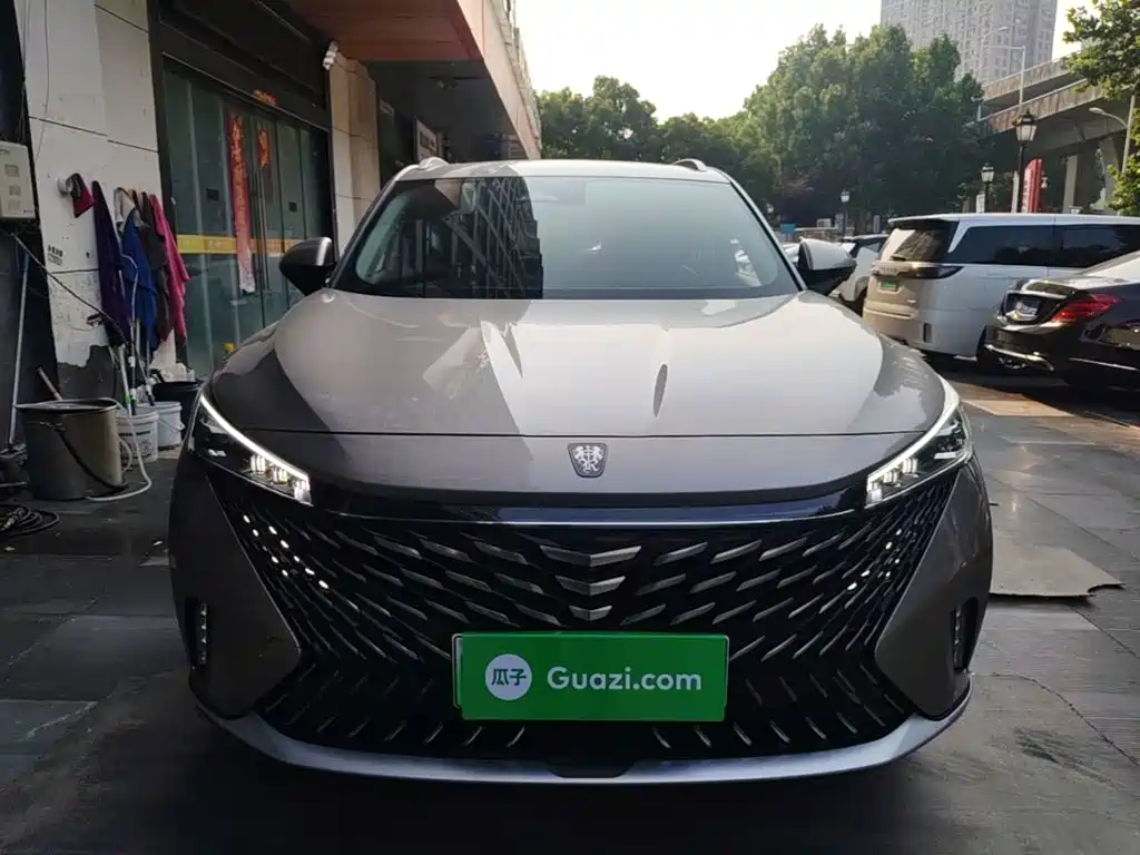 Roewe RX5 NEV eRX5 Super Hybrid Honored