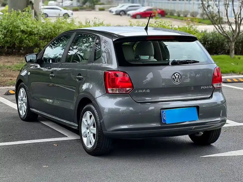 Polo 1.6 L Auto Premium Cool