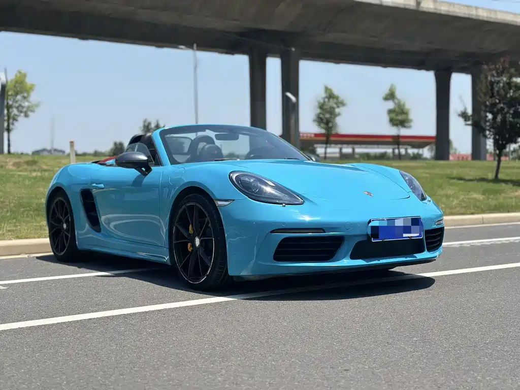 Porsche 718 Boxster T 2.0 T