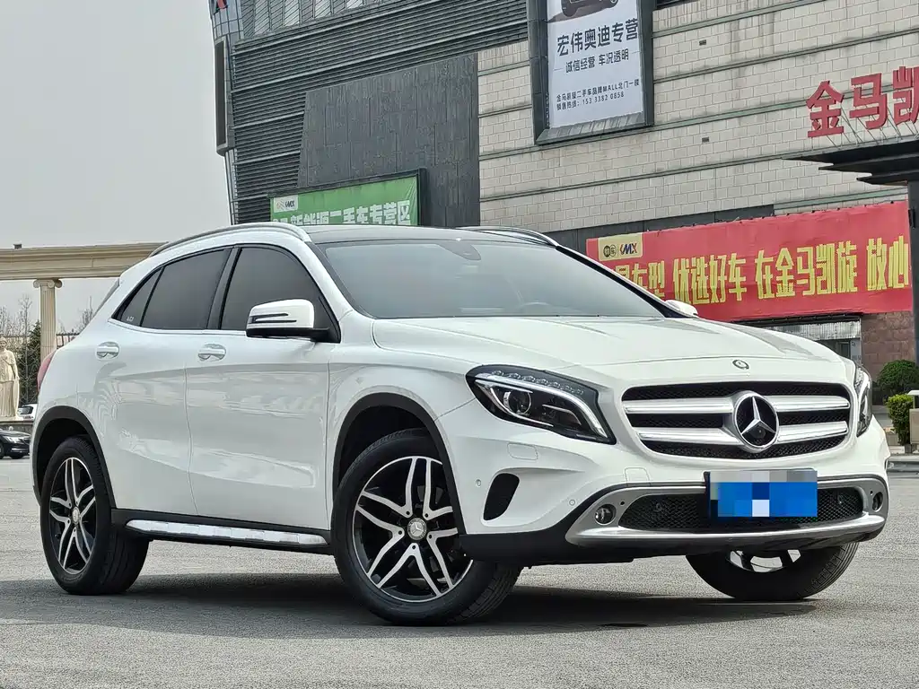 Mercedes-Benz GLA GLA 200 Fashion