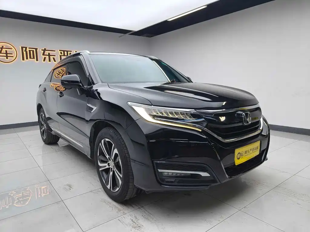 Honda UR-V 370 TURBO 2 WD Distinguished CN-V