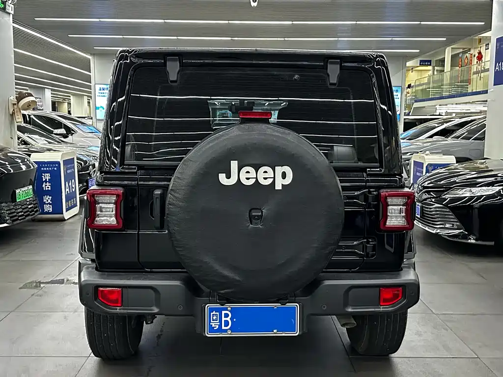 Wrangler 2.0 T Highland 4-door