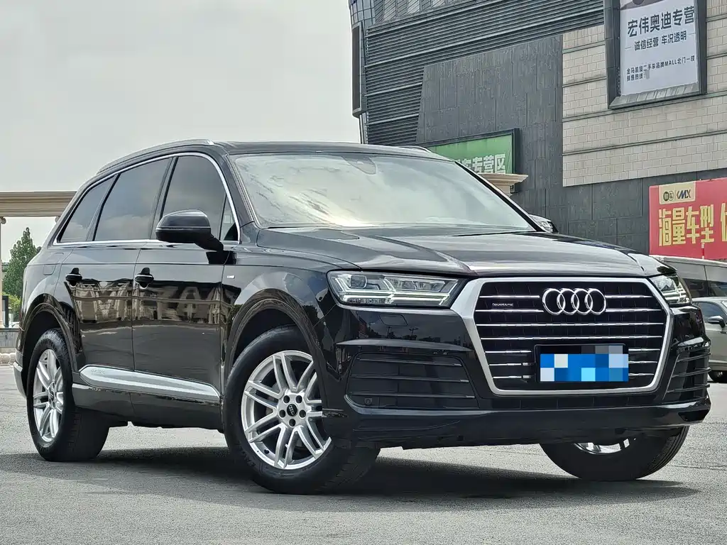 Audi Q7 40 TFSI S line Sport