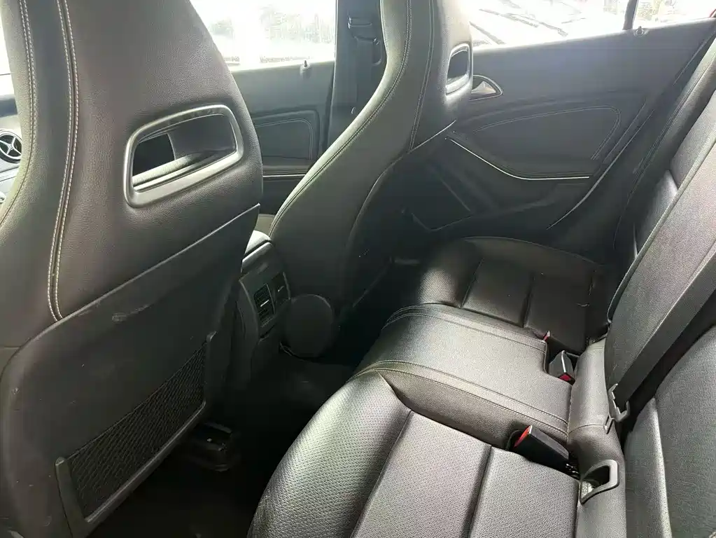 Mercedes-Benz GLA GLA 200 Dynamic