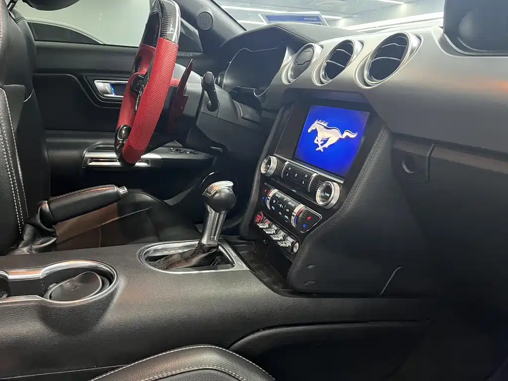 Mustang 2.3 L EcoBoost