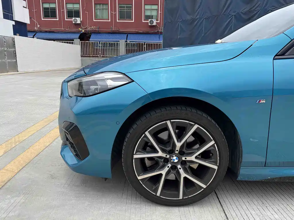 BMW 2 Series (Import) 225 i 4-door Coupe M Sport Night Package
