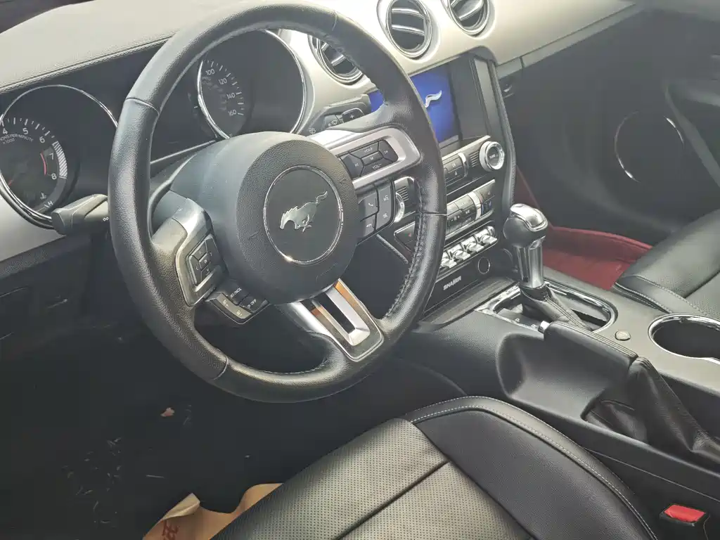 Mustang 2.3 T Performance