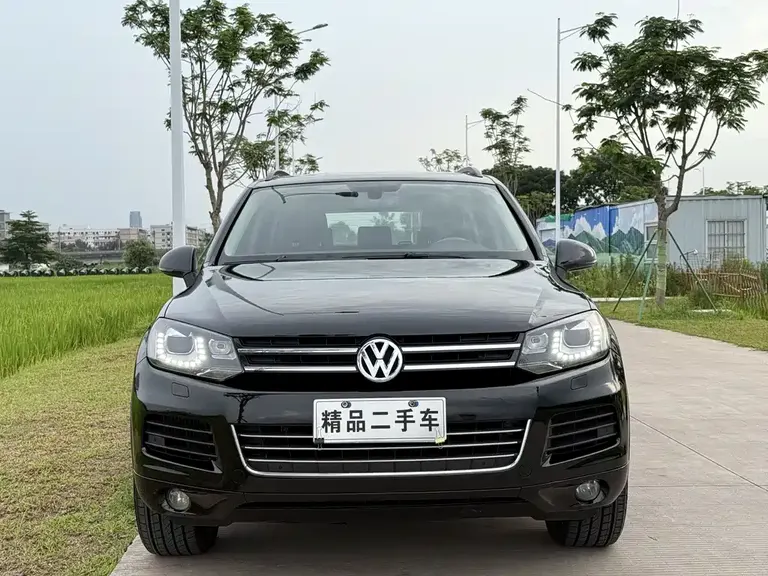Volkswagen Touareg 3.0 TSI High Config
