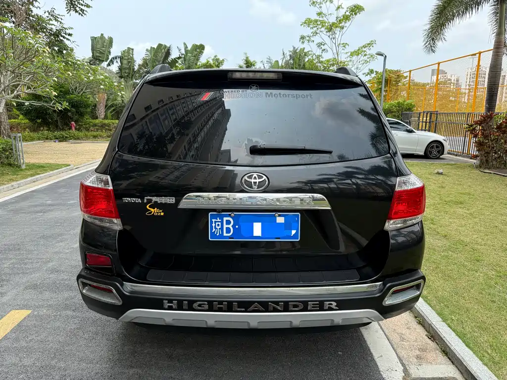 Highlander 2.7 L 2 WD 5-seat Elite