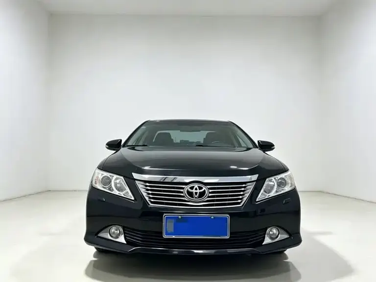 Toyota Camry 2.5 G Luxury