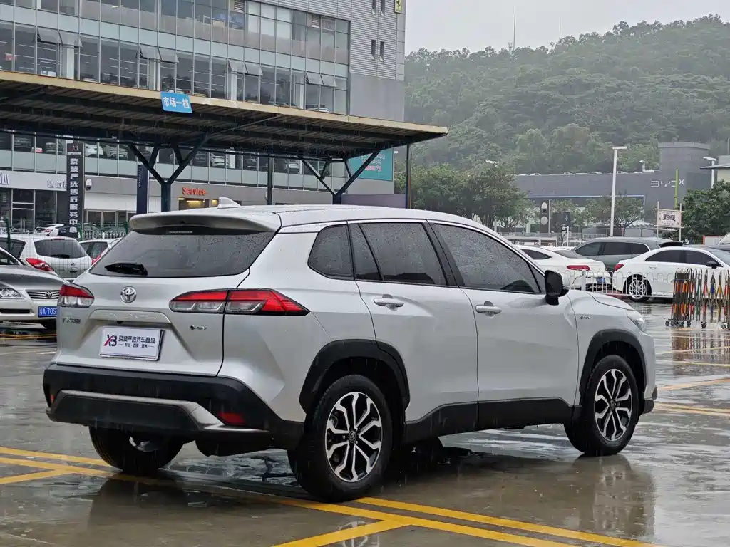 Frontlander 锋兰达 2024款 2.0 L 智能电混双擎 豪华版