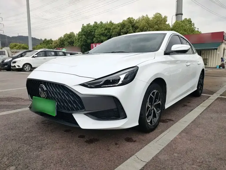 MG5 180 DVVT CVT Youth Luxury