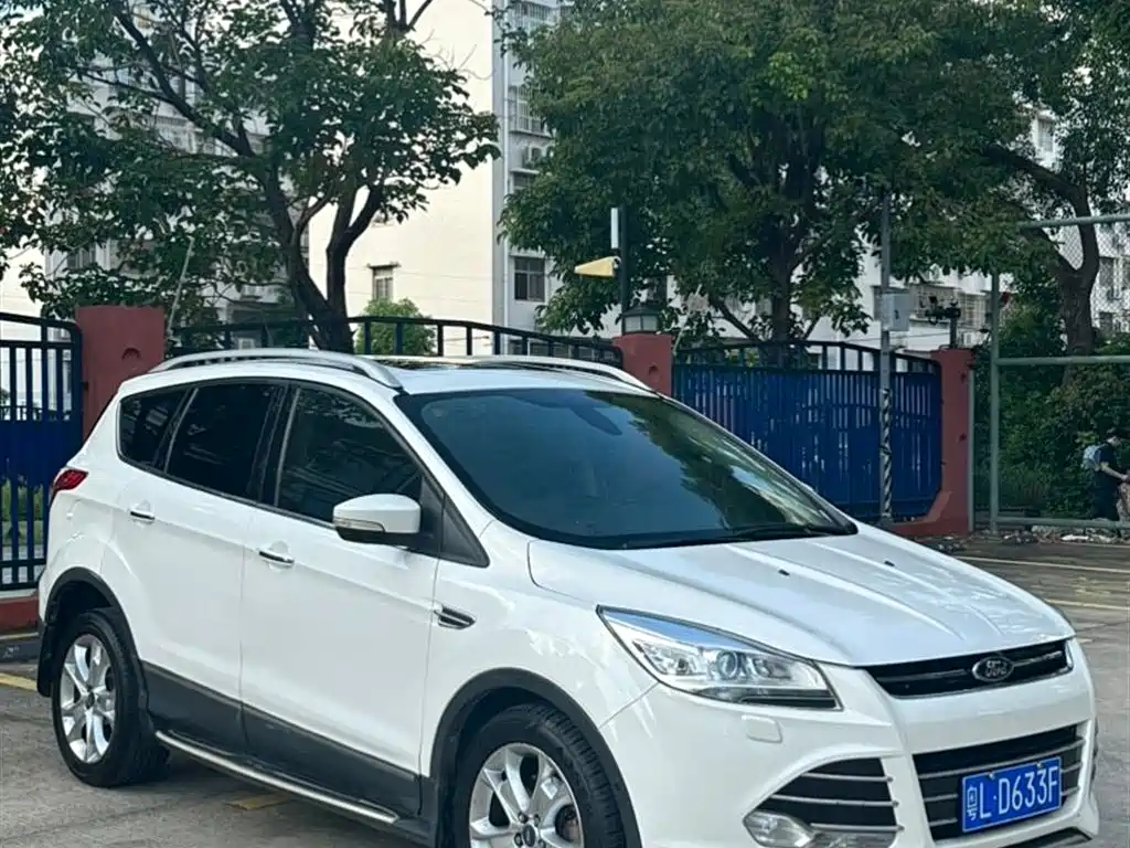 Kuga 2.0 L GTDi 4 WD Sport
