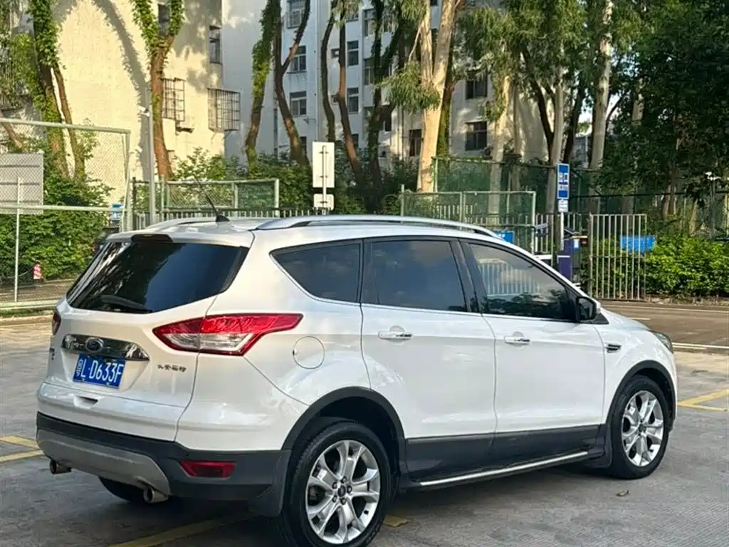 Kuga 2.0 L GTDi 4 WD Sport