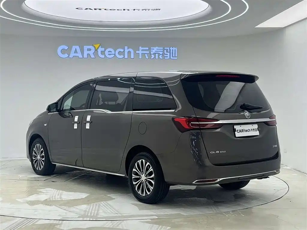 Buick GL8 Land Official Cabin Comfort