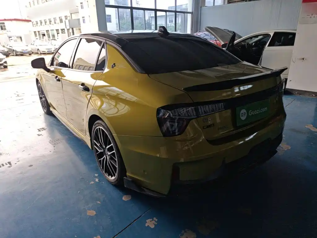 Lynk & Co 03 03+ 2.0 TD Auto Wind Control