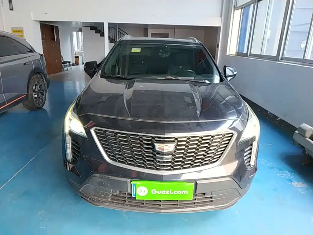 Cadillac XT4 28 T 2 WD Tech
