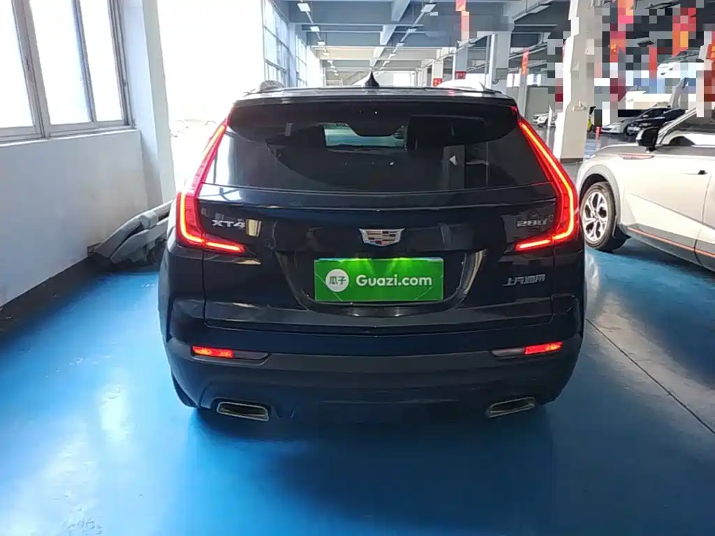 Cadillac XT4 28 T 2 WD Tech