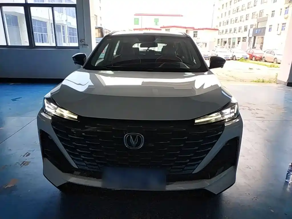 Changan CS55 PLUS 2 nd Gen 1.5 T DCT Distinguished